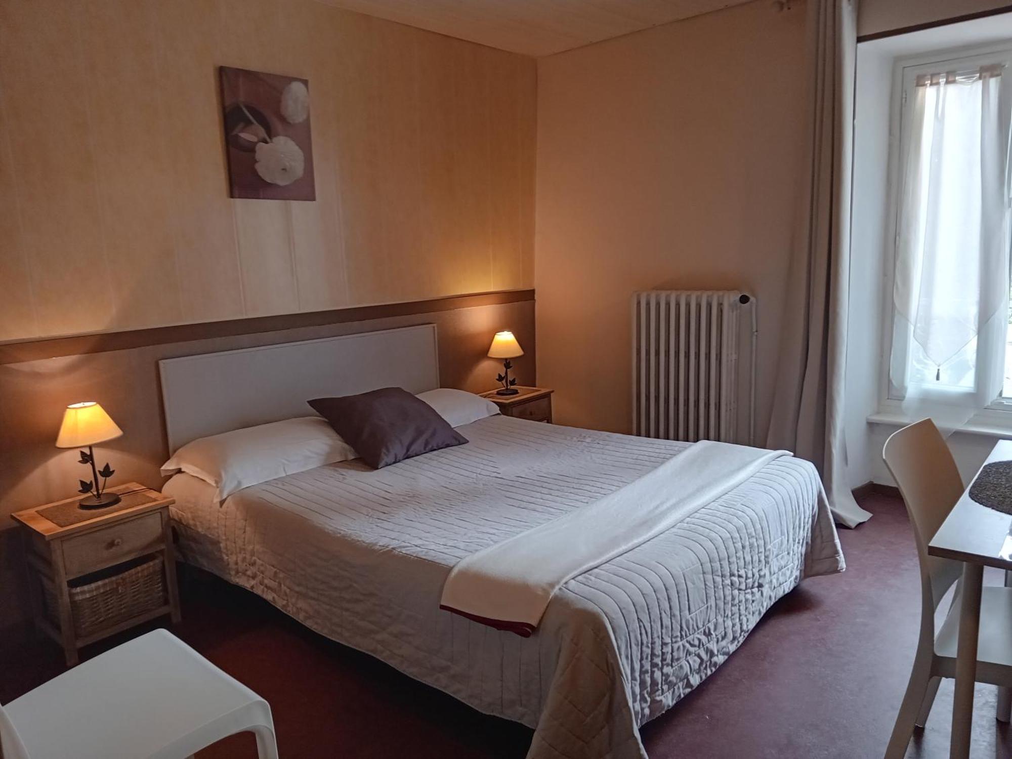 Hotel La Gravenne Thueyts Zimmer foto