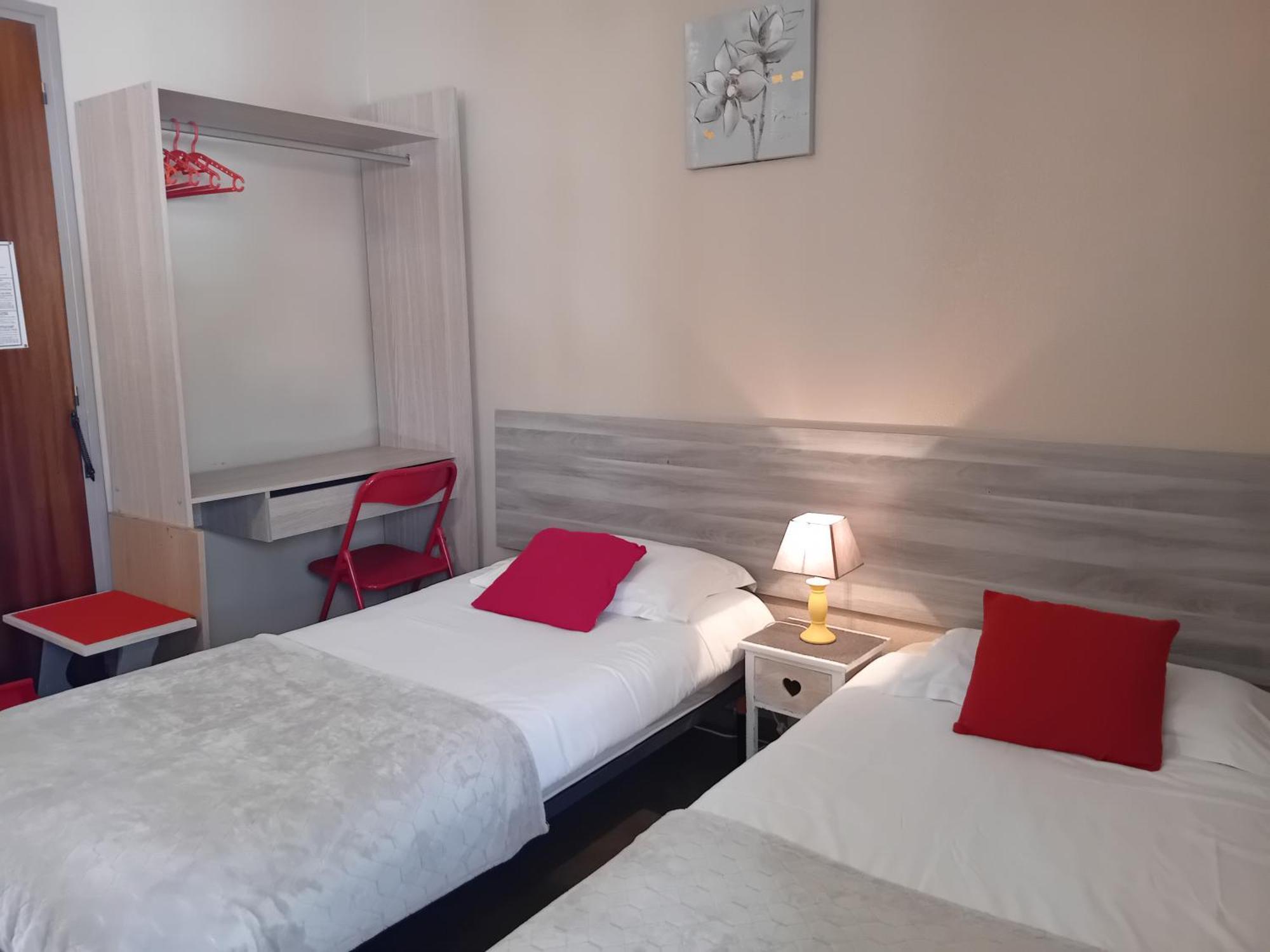Hotel La Gravenne Thueyts Zimmer foto