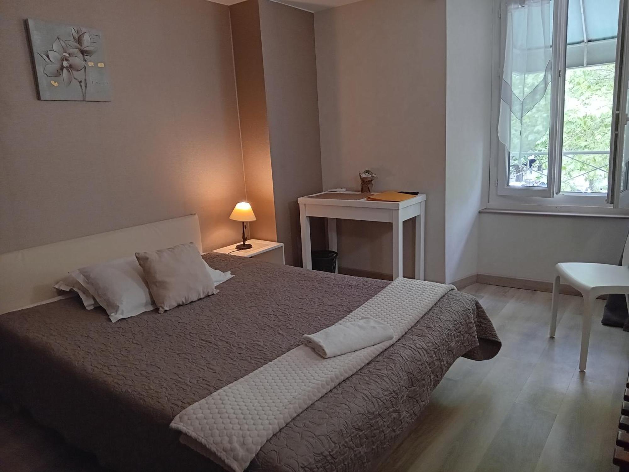 Hotel La Gravenne Thueyts Zimmer foto
